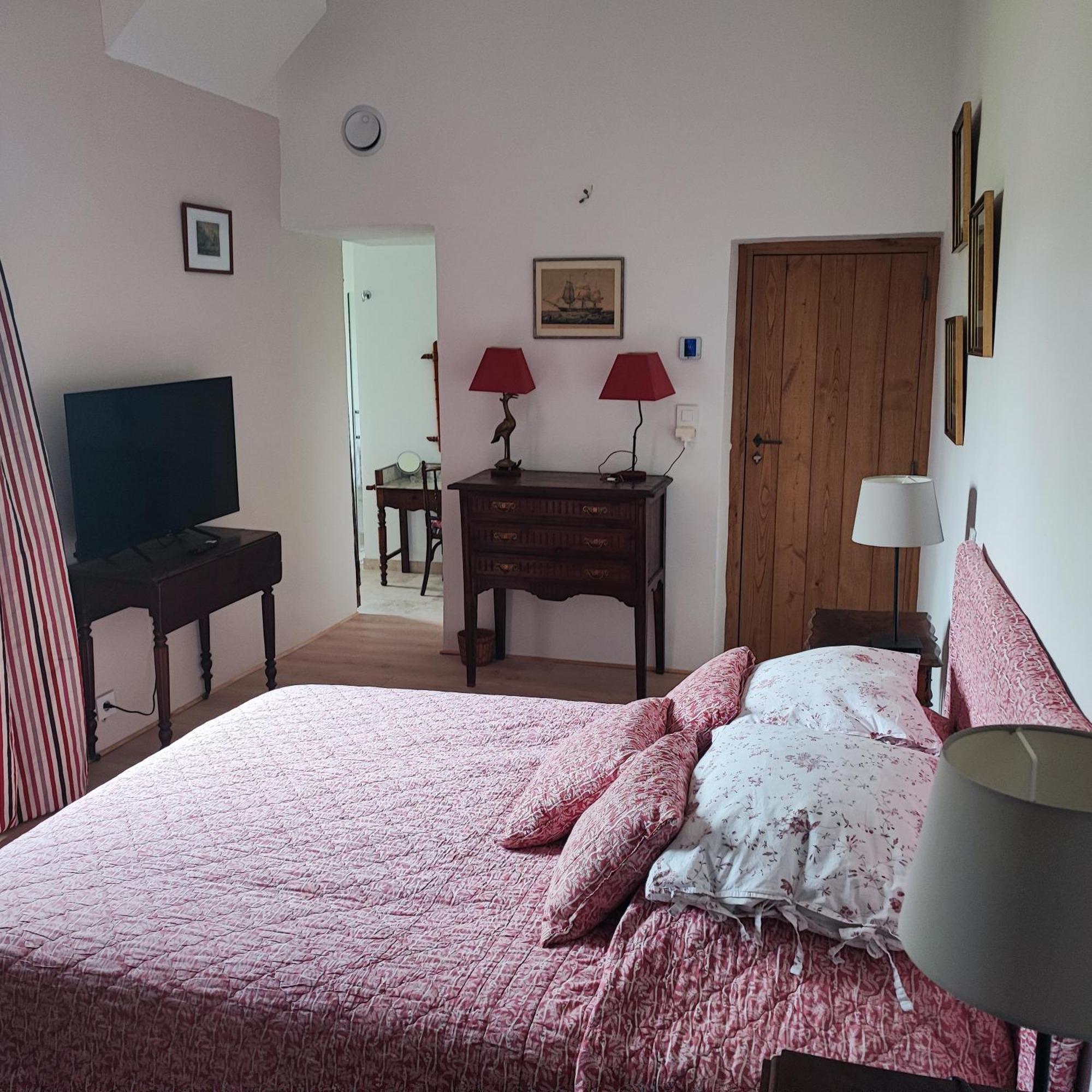Hotel Magnanerie De Sainte Croix Extérieur photo