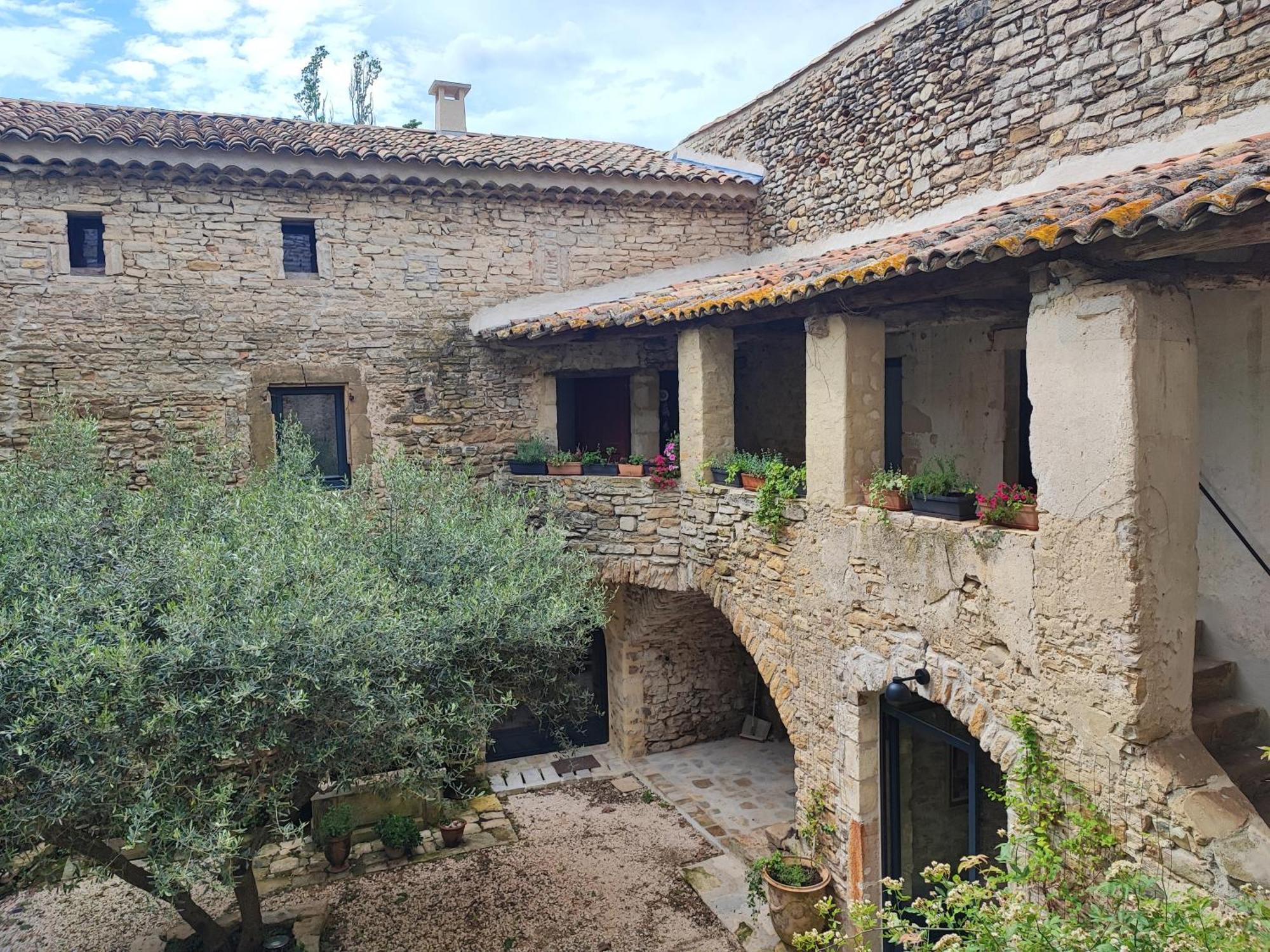 Hotel Magnanerie De Sainte Croix Extérieur photo